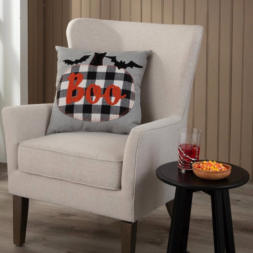 NWT Arlee Home Fashions Halloween “BOO” Decorative Pillow 18" x 18"